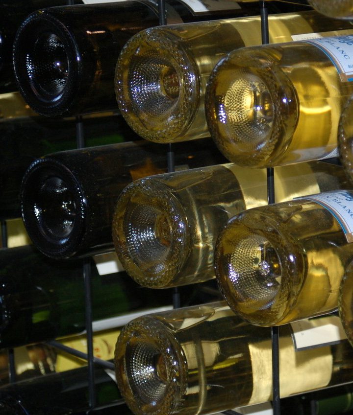 Jak wybrać odpowiednie wino